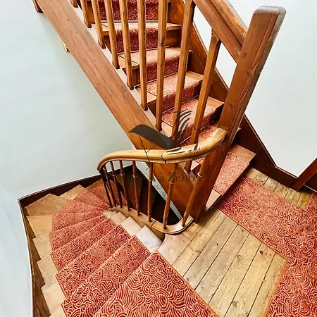 公寓 L'authentique - Situe En Face Des Thermes Et Proche Du Coeur De