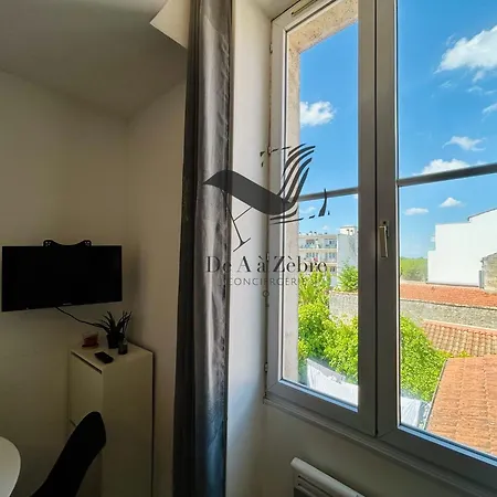 公寓 L'authentique - Situe En Face Des Thermes Et Proche Du Coeur De *