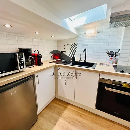 L'authentique - Situe En Face Des Thermes Et Proche Du Coeur De 公寓