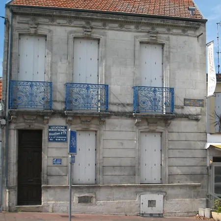 Apartamento L'authentique - Situe En Face Des Thermes Et Proche Du Coeur De